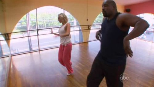 Warren Sapp: Big Bear Channels Fred Astaire With The Foxtrot